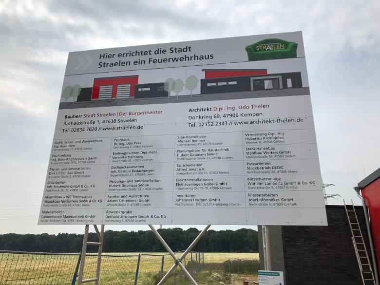 Baustellenschild für das Feuerwehrgerätehaus in Straelen Brüxken