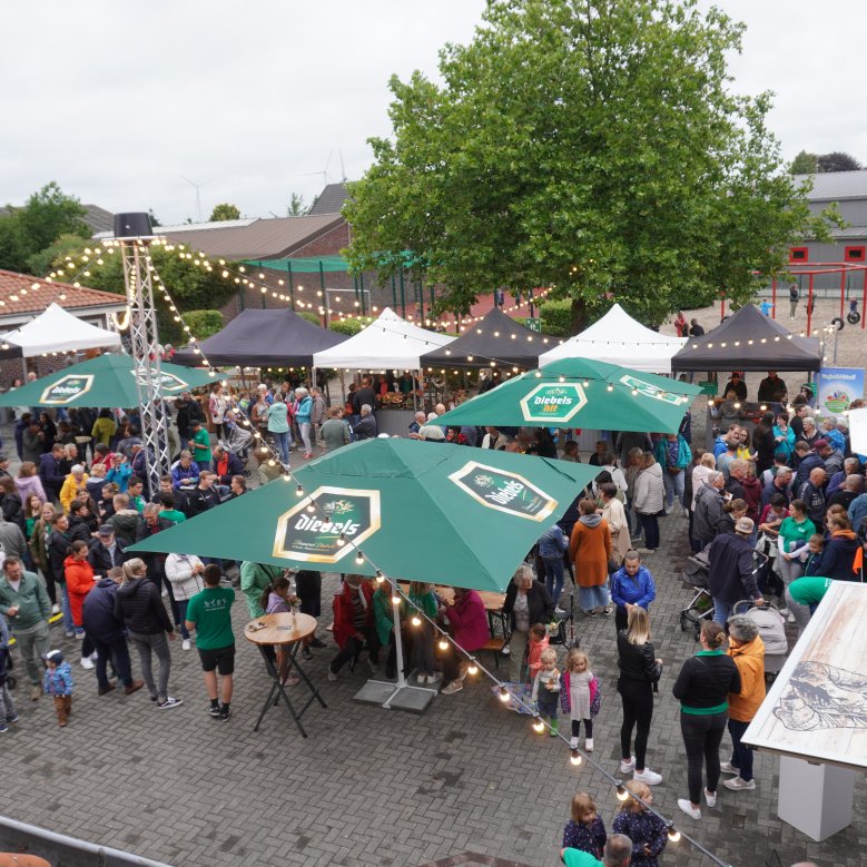 Feierabendmarkt Auwel-Holt