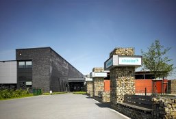 Hallenbad wasserstraelen Hallenbad wasserstraelen