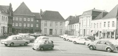 Marktplatz im Jahre 1973 - vor der Stadtkernsanierung Marktplatz im Jahre 1973 - vor der Stadtkernsanierung