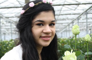 Blumenmädchen Bettina Bakthavachalam Blumenmädchen Bettina Bakthavachalam