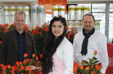 Blumenmädchen Bettina Bakthavachalam Blumenmädchen Bettina Bakthavachalam