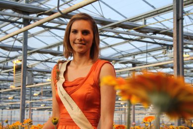 2. Straelener Blumenmädchen Sandra Hommes